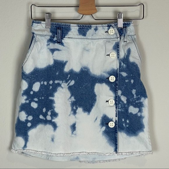 BDG Urban Outfitters Distressed Denim Mini Skirt S - Picture 1 of 6